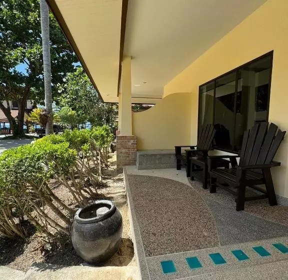 Fotos del hotel Lanta Resort:  3