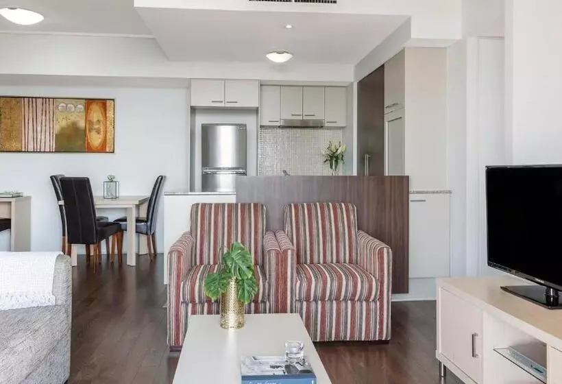 Fotos del hotel Oaks Brisbane Aurora Suites:  33