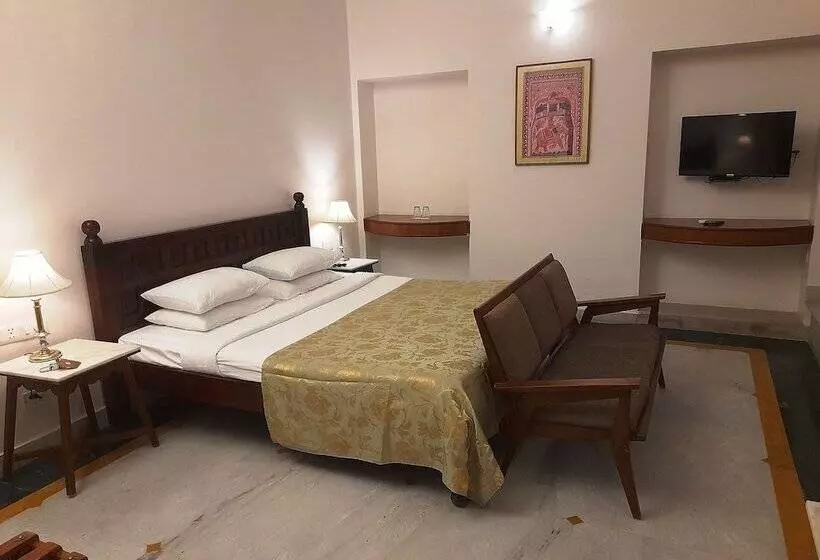 Fotos del hotel Ram Pratap Palace:  13