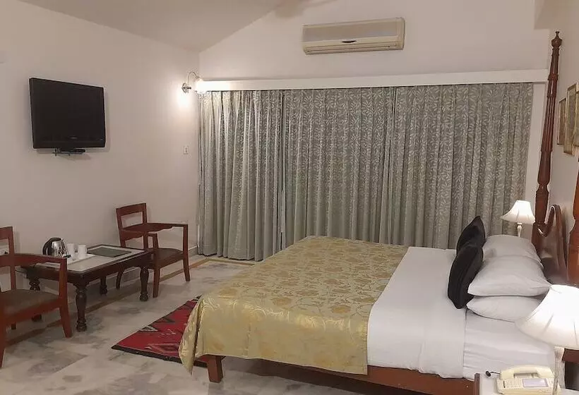 Fotos del hotel Ram Pratap Palace:  14