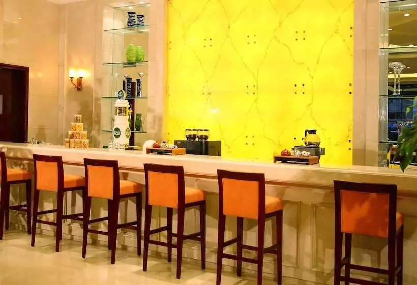 Fotos del hotel Rich Gate:  7