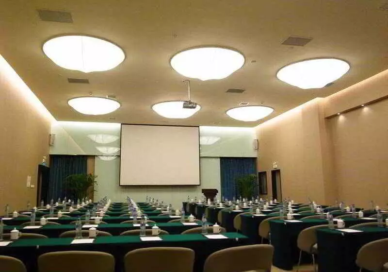 Fotos del hotel Yitel Premium:  6