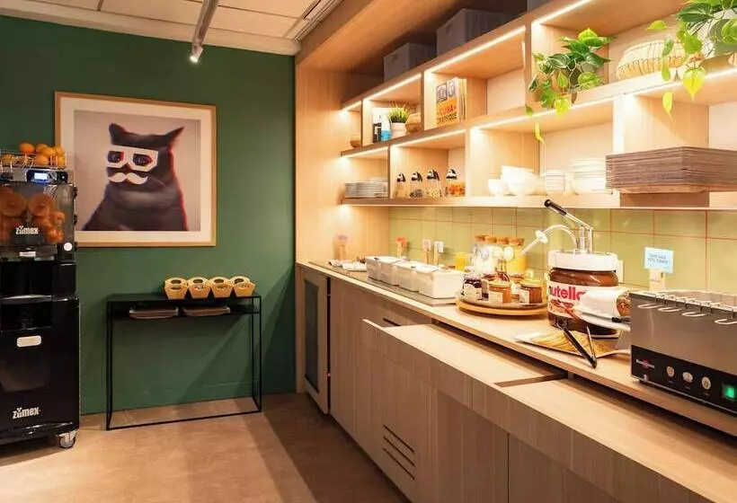 Fotos del hotel Campanile Bordeaux Centre  Gare Saintjean:  15