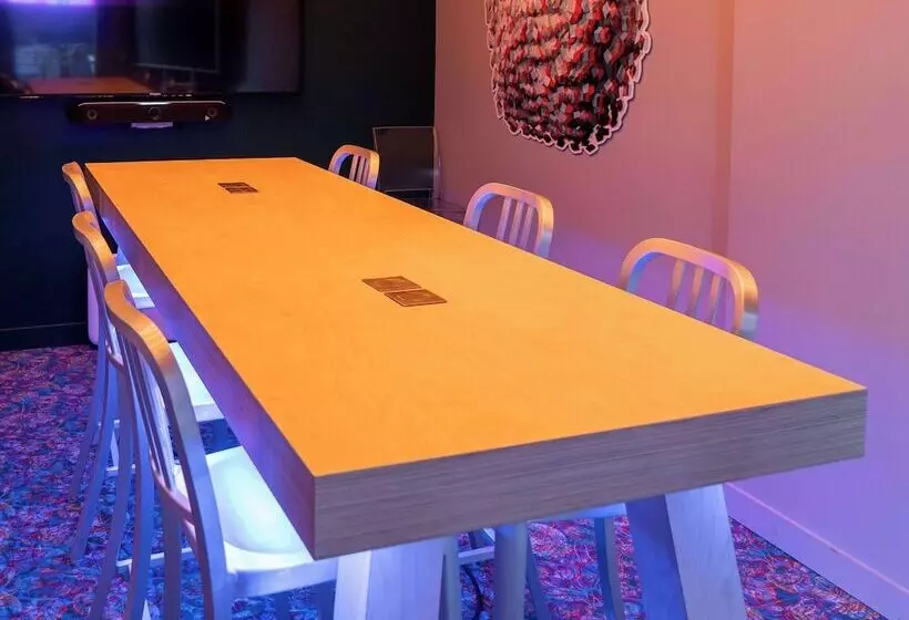 Fotos del hotel Campanile Bordeaux Centre  Gare Saintjean:  8