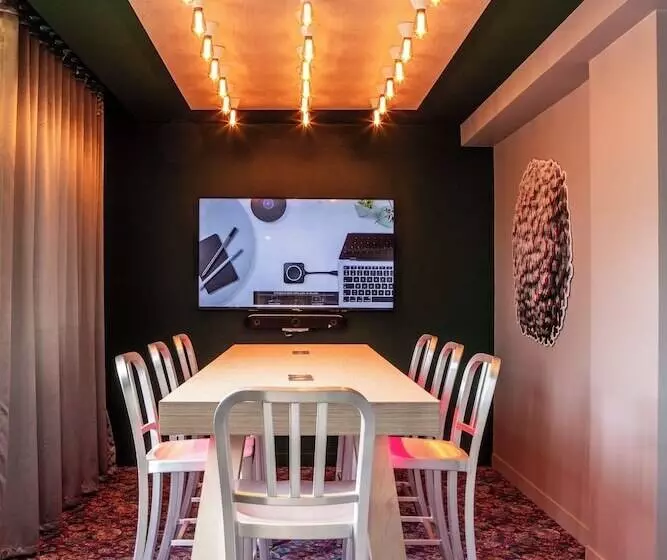 Fotos del hotel Campanile Bordeaux Centre  Gare Saintjean:  10