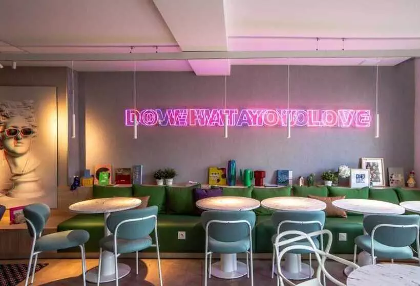 Fotos del hotel Campanile Bordeaux Centre  Gare Saintjean:  5