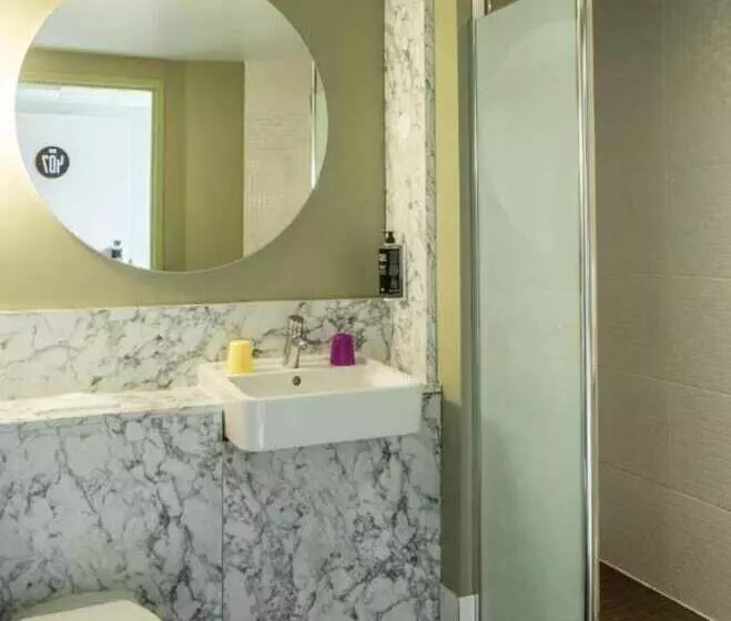 Fotos del hotel Campanile Bordeaux Centre  Gare Saintjean:  16