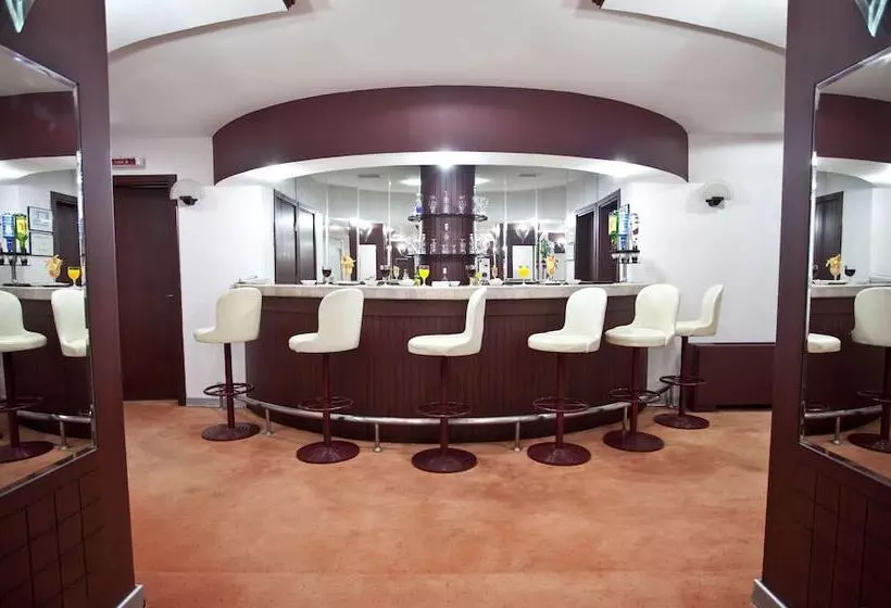 Fotos del hotel Sergah:  11