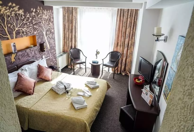 Fotos del hotel Razvan:  13