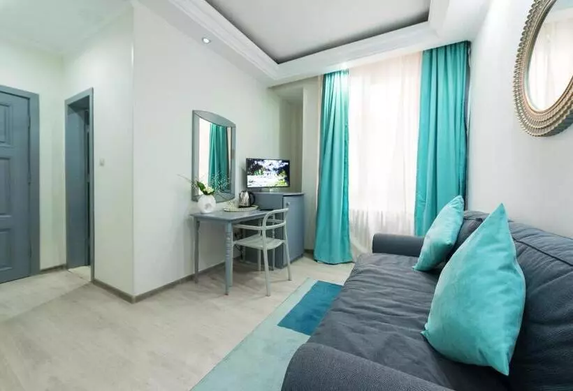 Fotos del hotel Relax Comfort Suites:  17