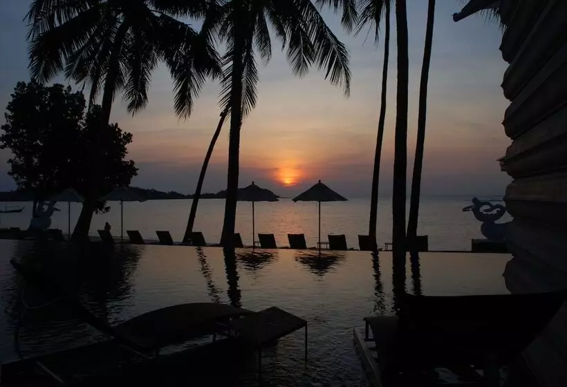 Fotos del hotel Sareeraya Villas & Suites:  17