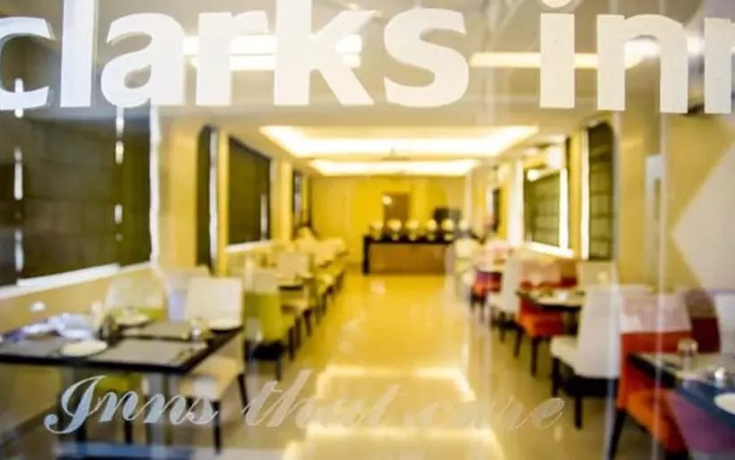 Fotos del hotel Clarks Inn Nehru Place:  4