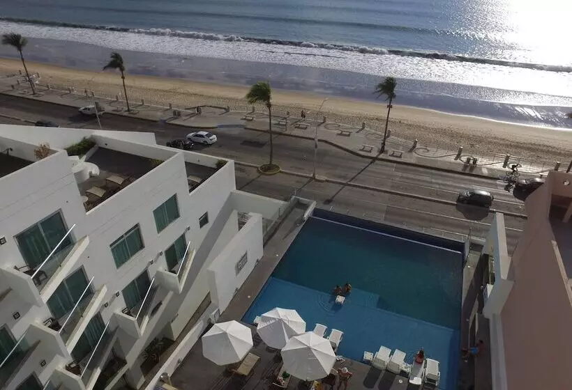 Fotos del hotel Coral Island Beach View:  14