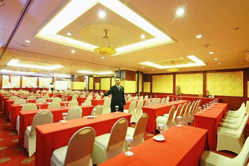 Fotos del hotel Grand Arkenso Parkview:  19