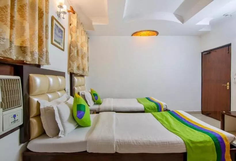 Fotos del hotel Paras International:  22