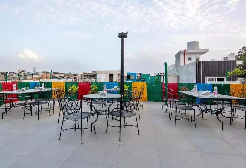 Fotos del hotel Paras International:  9