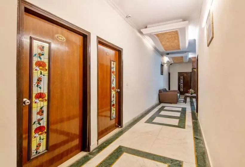 Fotos del hotel Paras International:  13