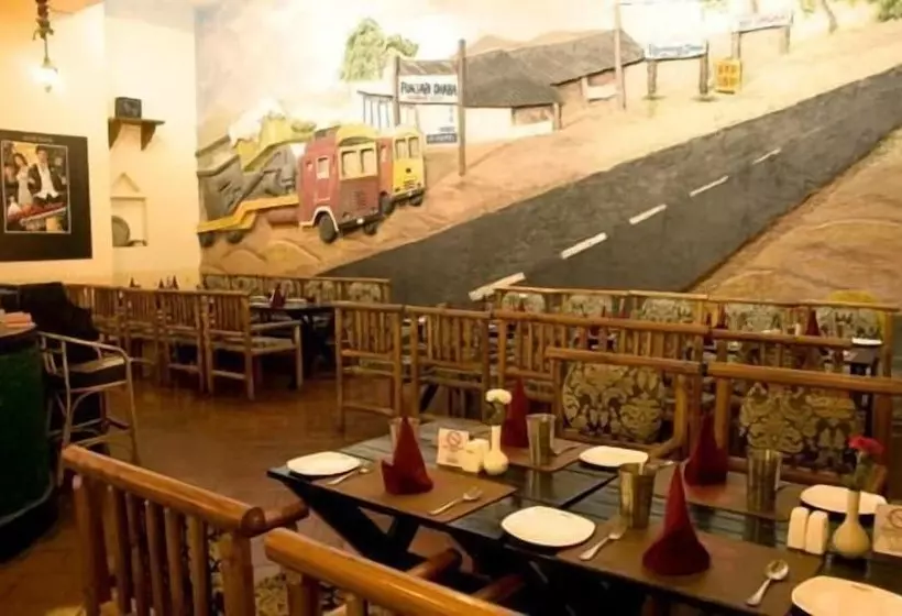 Fotos del hotel Ramanashree California Resort:  18