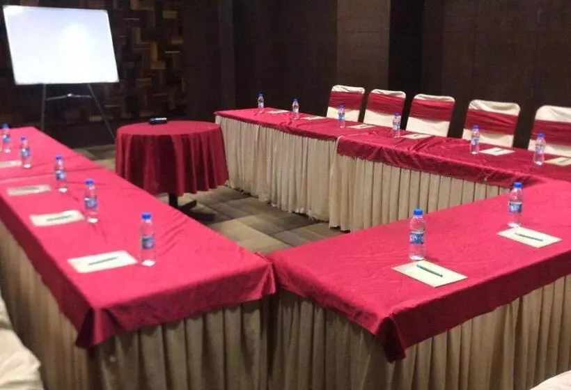 Fotos del hotel Hotel Sandhya:  5