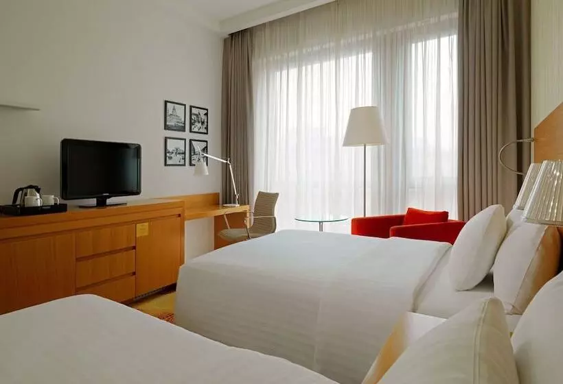 Fotos del hotel Courtyard By Marriott Budapest City Center:  24