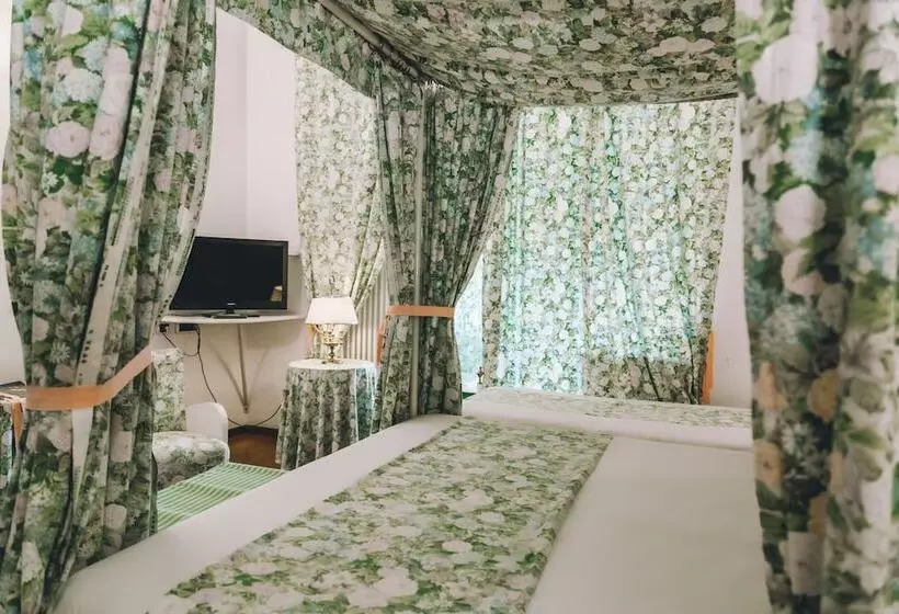 Fotos del hotel Eveline Portosole:  2