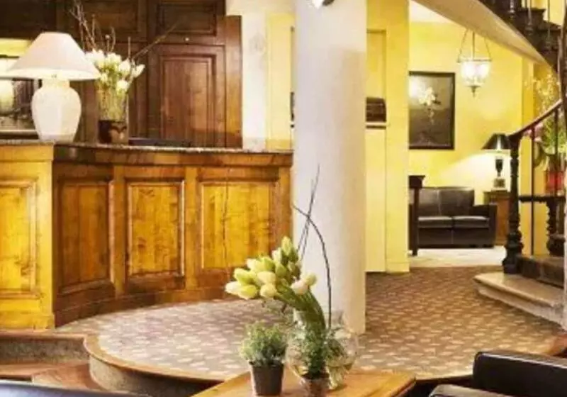 Fotos del hotel Hôtel Delavigne:  2