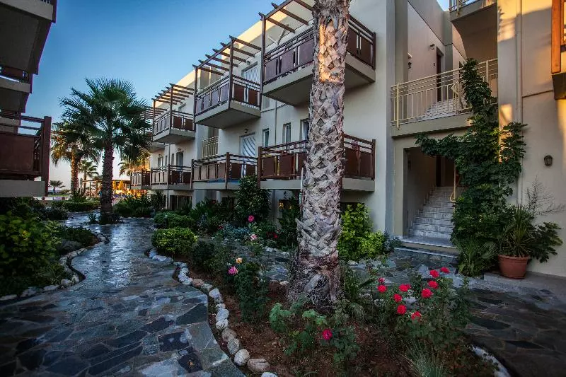 Fotos del hotel Ilian Beach & Apartments:  16