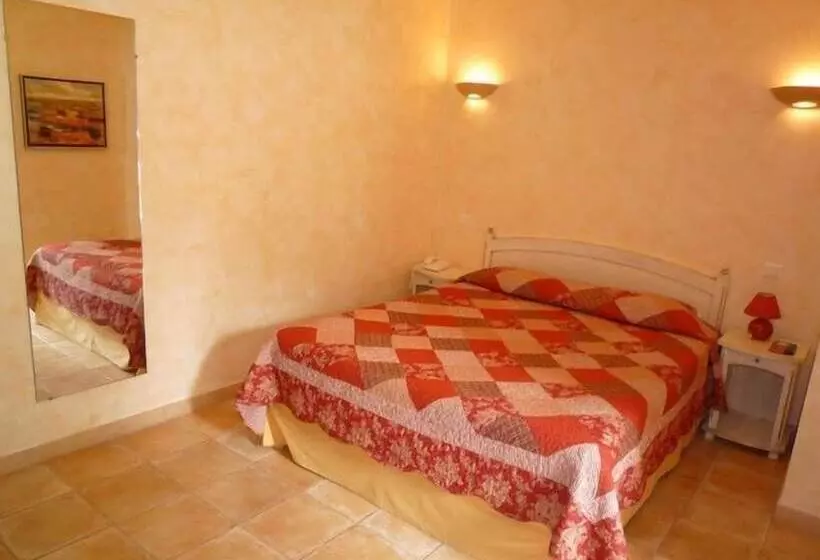 Fotos del hotel La Garoupegardiole:  18