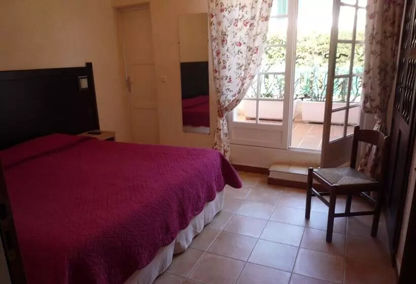 Fotos del hotel La Garoupegardiole:  23