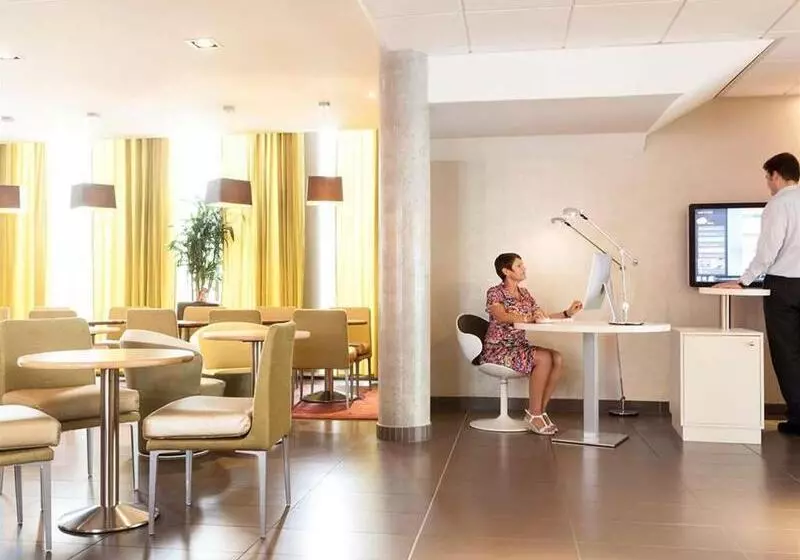 Fotos del hotel Novotel Suites Reims Centre:  25