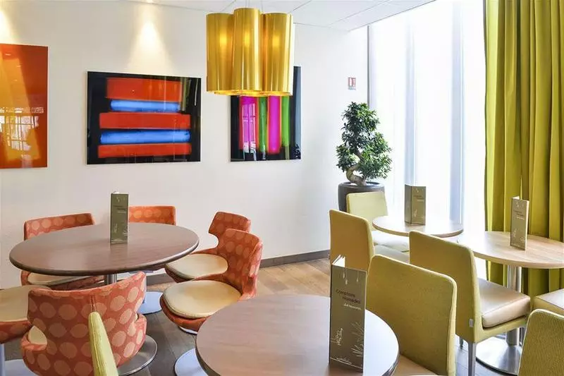 Fotos del hotel Novotel Suites Reims Centre:  13