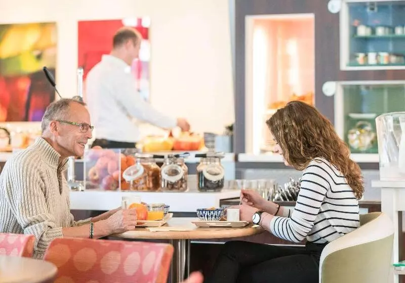 Fotos del hotel Novotel Suites Reims Centre:  23