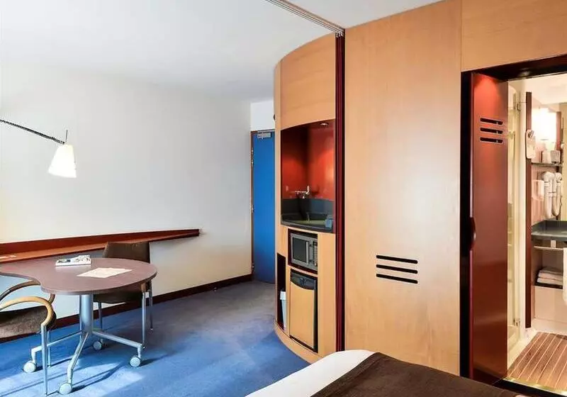 Fotos del hotel Novotel Suites Reims Centre:  22