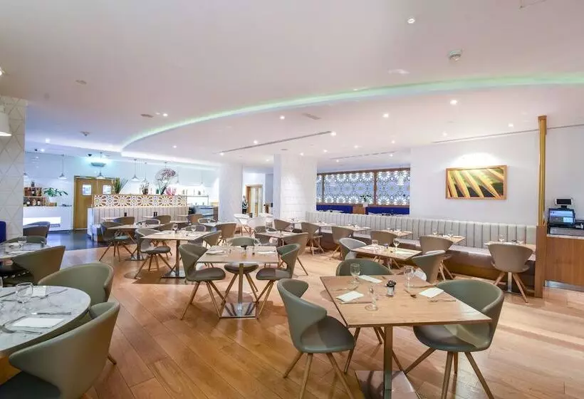 Fotos del hotel Premier Inn Dubai International Airport:  36