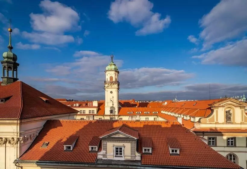 Fotos del hotel Royal Road Residence:  3