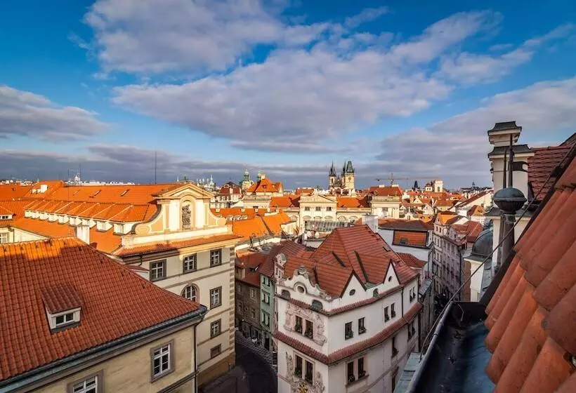 Fotos del hotel Royal Road Residence:  5