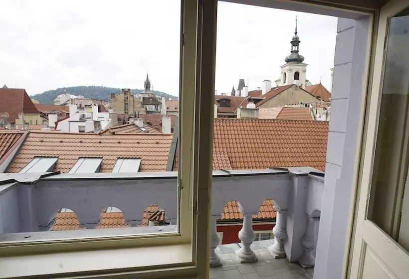 Fotos del hotel Royal Road Residence:  13