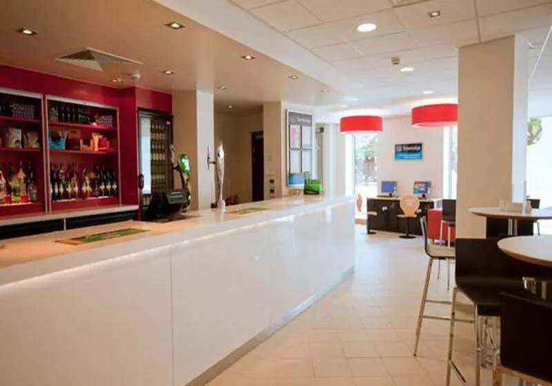 Fotos del hotel Travelodge London Central Waterloo:  3