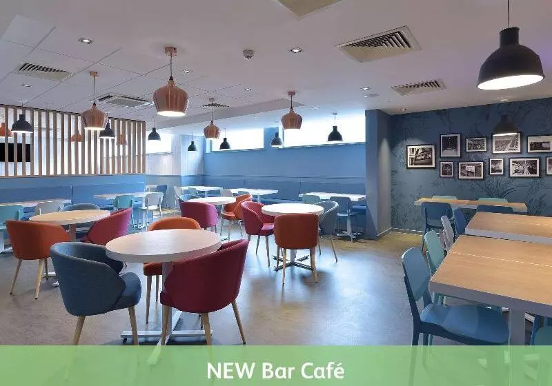 Fotos del hotel Travelodge London Central Waterloo:  9