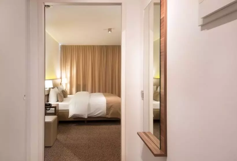 Fotos del hotel Vi Vadi  Downtown Munich:  6