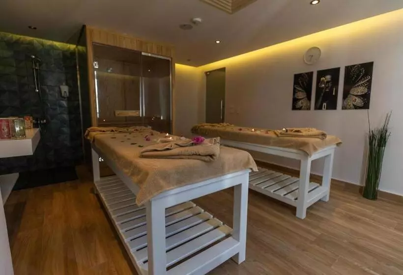 Fotos del hotel Melton Tiran Resort:  3