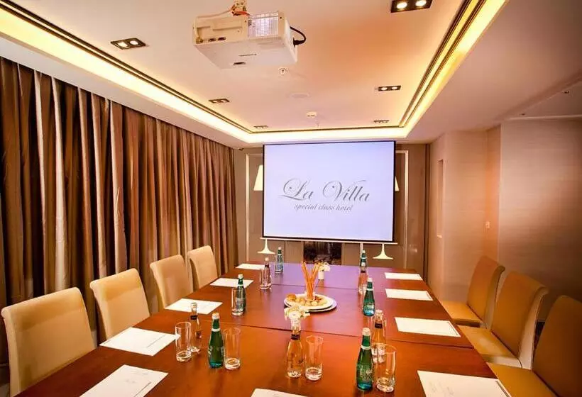 Fotos del hotel La Villa:  4