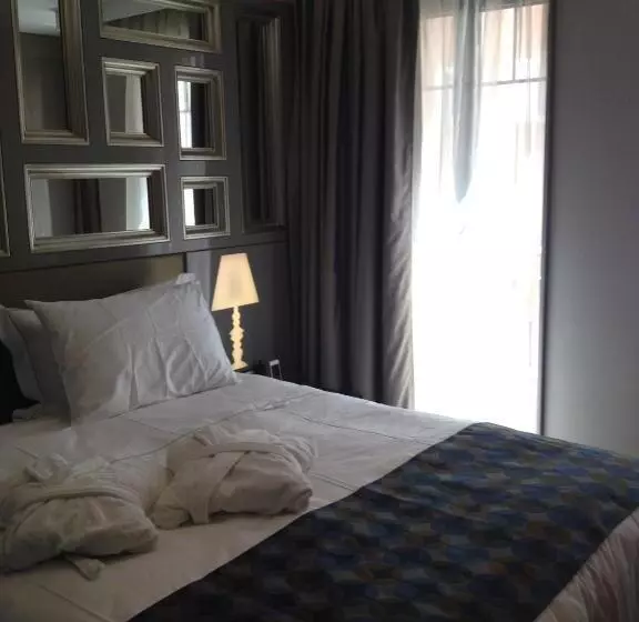 Fotos del hotel La Villa:  9