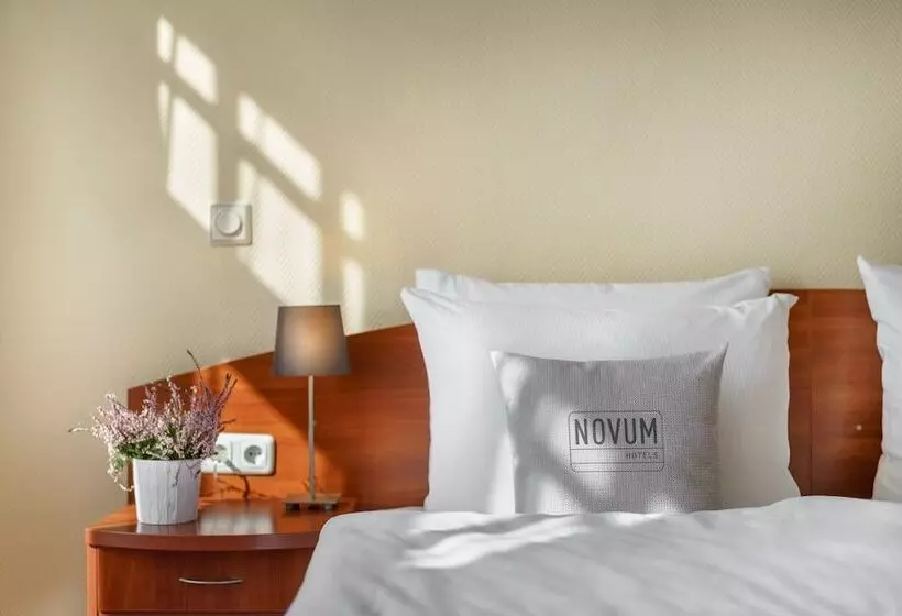 Fotos del hotel Novum Hotel Kronprinz Hamburg Hauptbahnhof:  2