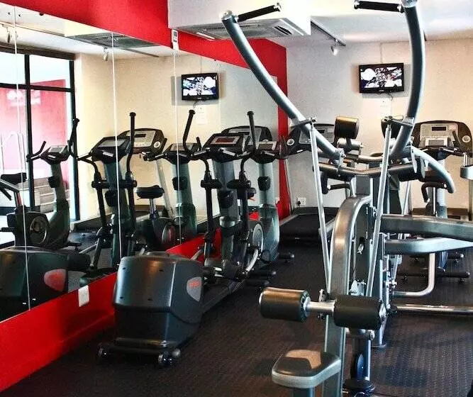 Fotos del hotel The Rockwell Luxury Suites:  3