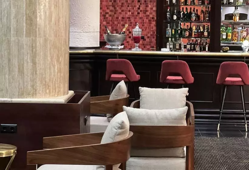 Fotos del hotel Alvalade:  14