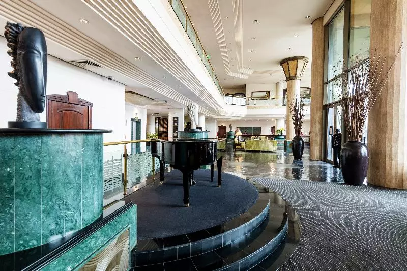Fotos del hotel Alvalade:  11