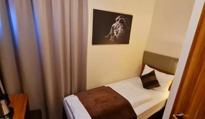 Fotos del hotel Arena Messe Frankfurt:  22