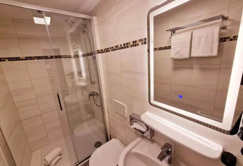 Fotos del hotel Arena Messe Frankfurt:  4