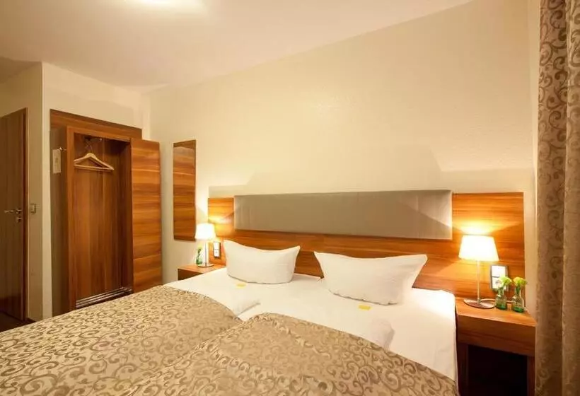 Fotos del hotel Arena Messe Frankfurt:  8